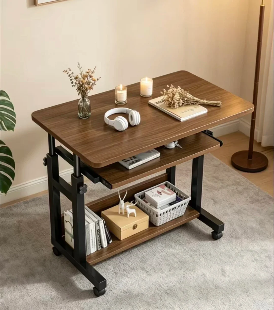 Bureau sur roulettes avec rangements